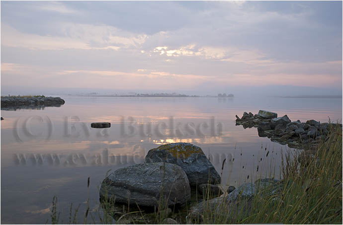 Gryning &ouml;ver F&aring;r&ouml; - foto av Eva Bucksch